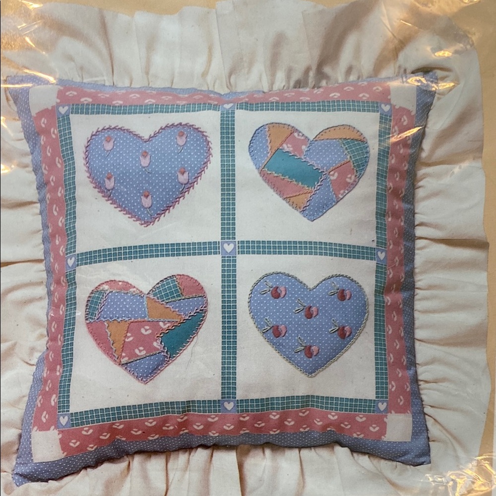 Heart Pattern Pillow Kit - Picture 4 of 6